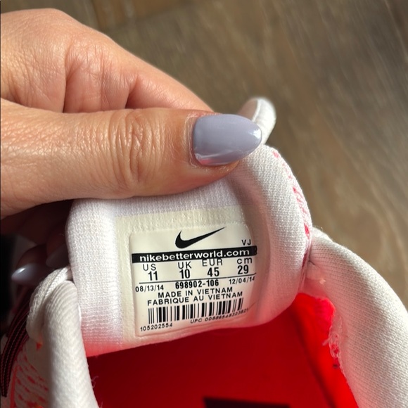 Nike men’s Air Max Running Shoes - - Picture 4 of 4